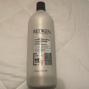 Redken acidic bonding concentrate conditioner